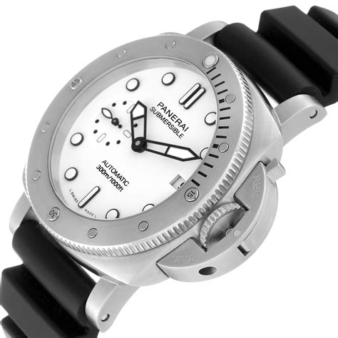 panerai submersible carbon|panerai submersible 42mm white dial.